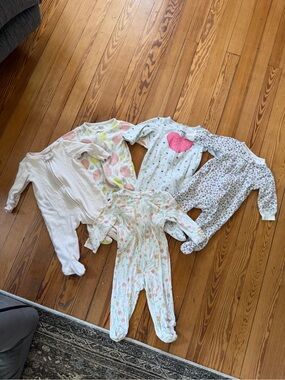 Carter’s Baby Girl Sleepers Lot 6M | 5 Footed Pajamas | Huggies Bamboo Viscose